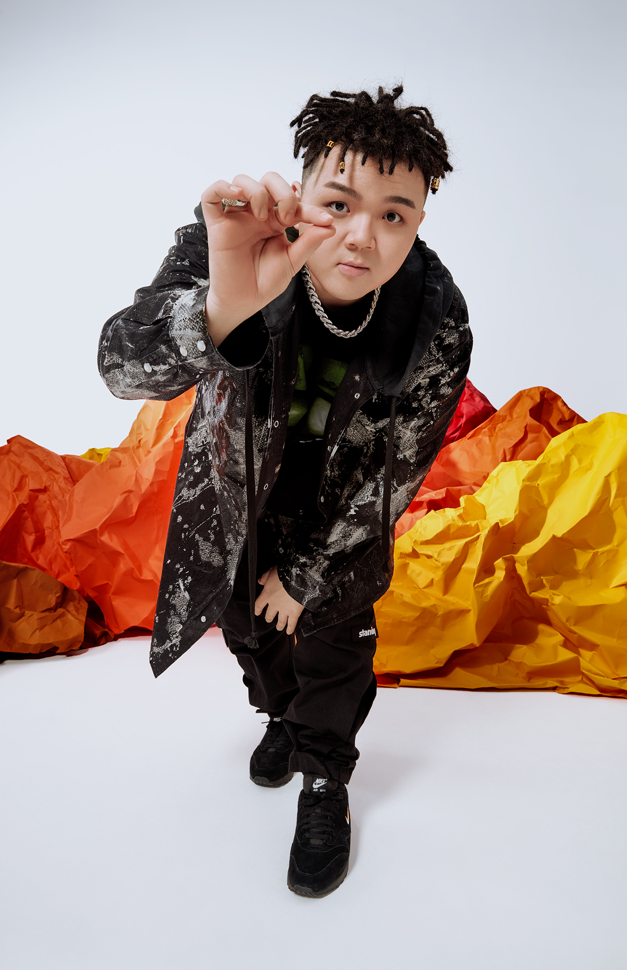 ��������