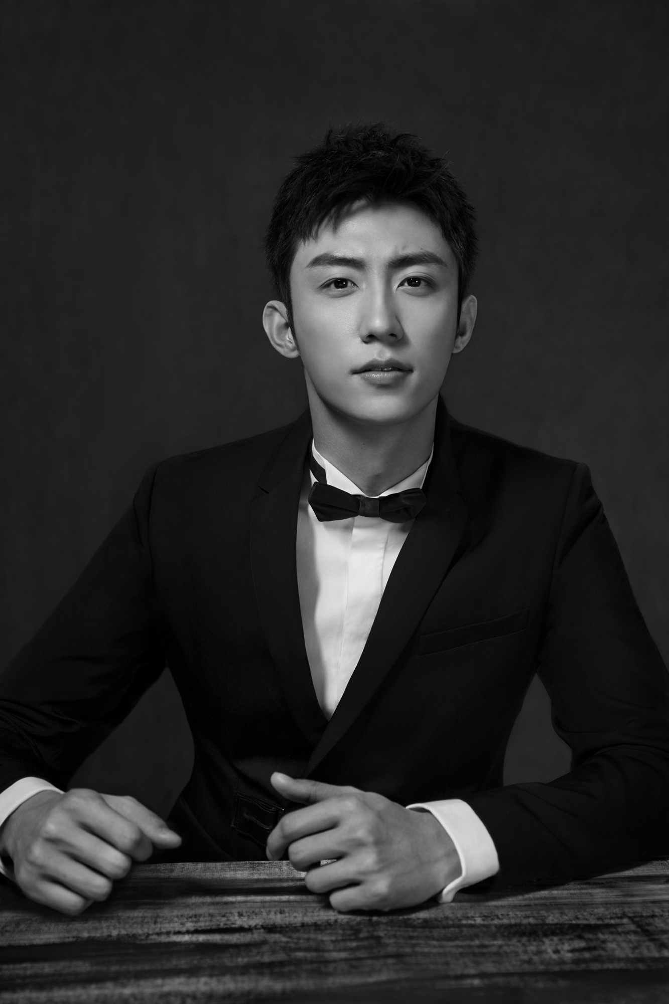 Dior�ϰ�Я�ִ���ʱ�����´�Ƭ